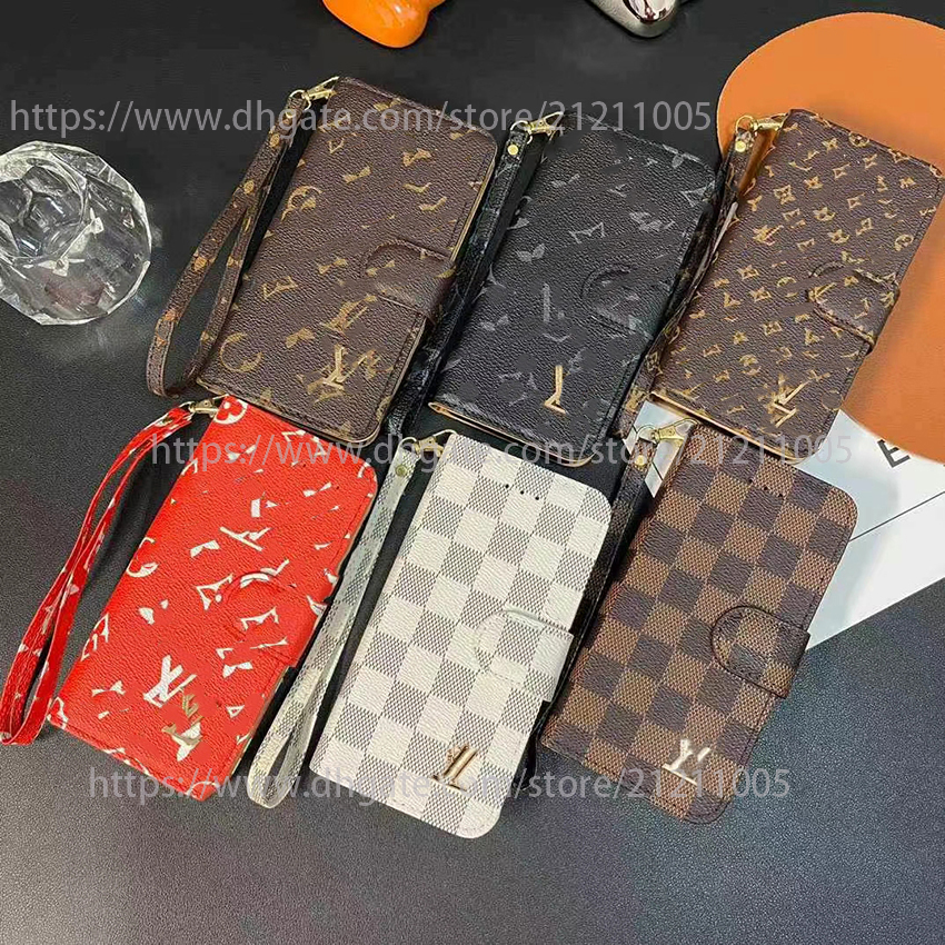 1V Phone Case For Iphone 17 16 15 14 13 Pro 12 11 Max Plus 16Pro Classic Floral Pattern Flip Phone Case Metal Logo 17Promax Cover For Apple 15Pro