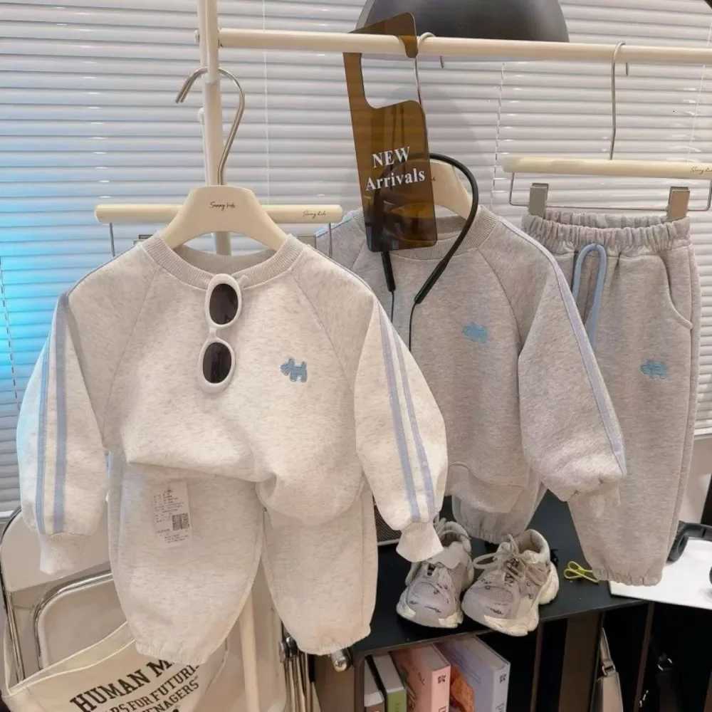 Autumn New Comfortable Fashion Casual Hoodie Set for Babies Cute Boys and Girls Sports Childrens Clothes Korean VersionT260316-image-1097849031