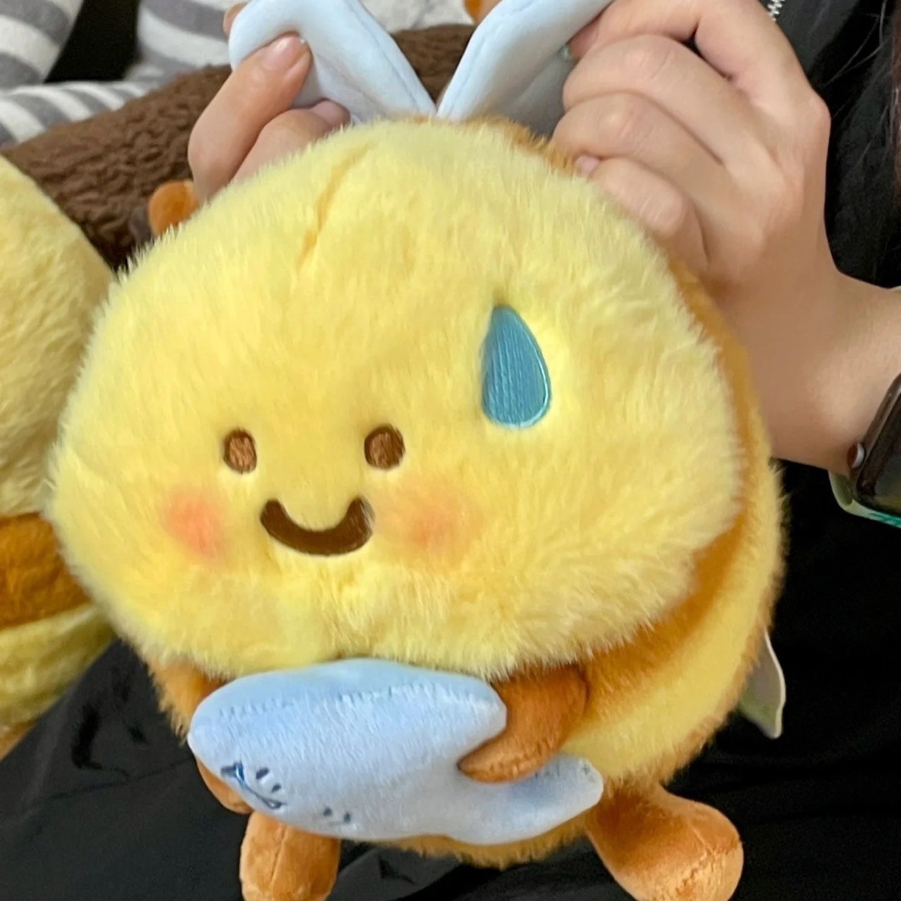 Dish Bee Bee Doll Shark Bee Creative Plush Toy Cute Ugly Cute Doll Doll Student Couple Gift-image-1097885449