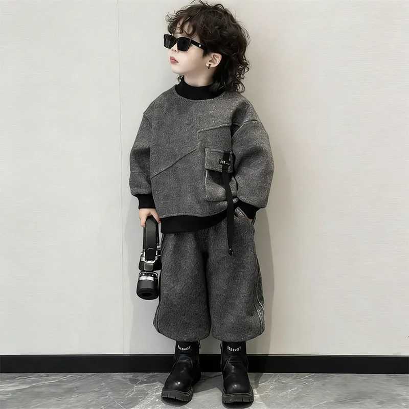 Nouveau velours ensemble enfants 2026 printemps automne sweat à capuche édition coréenne Cool beau pantalons décontractés vêtements pour enfants