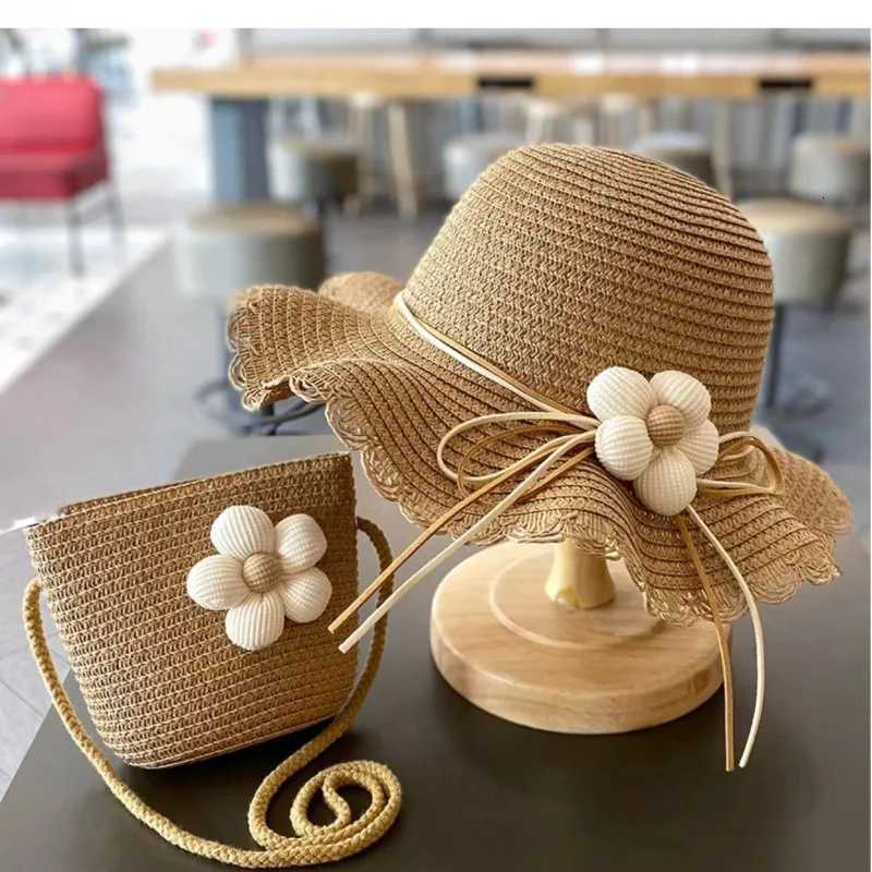 Chapeau de paille de fleur de bébé d'été avec sacs à main 2pcs ensemble pour enfants petites filles casquette de soleil visière protection UV Pan