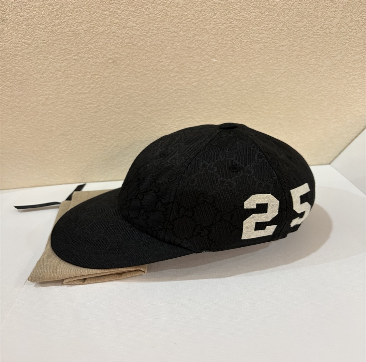 2026 new Men's designer baseball cap, women's fashionable hat, adjustable, embroidered letter cap, black, brown, high quality, men's
