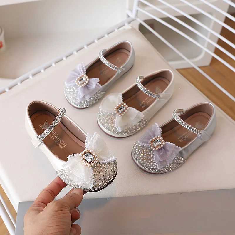 Nouveaux enfants doux princesse chaussures en cristal pour les spectacles de mariage de fête appartements enfants mode décontracté filles Mary Ja