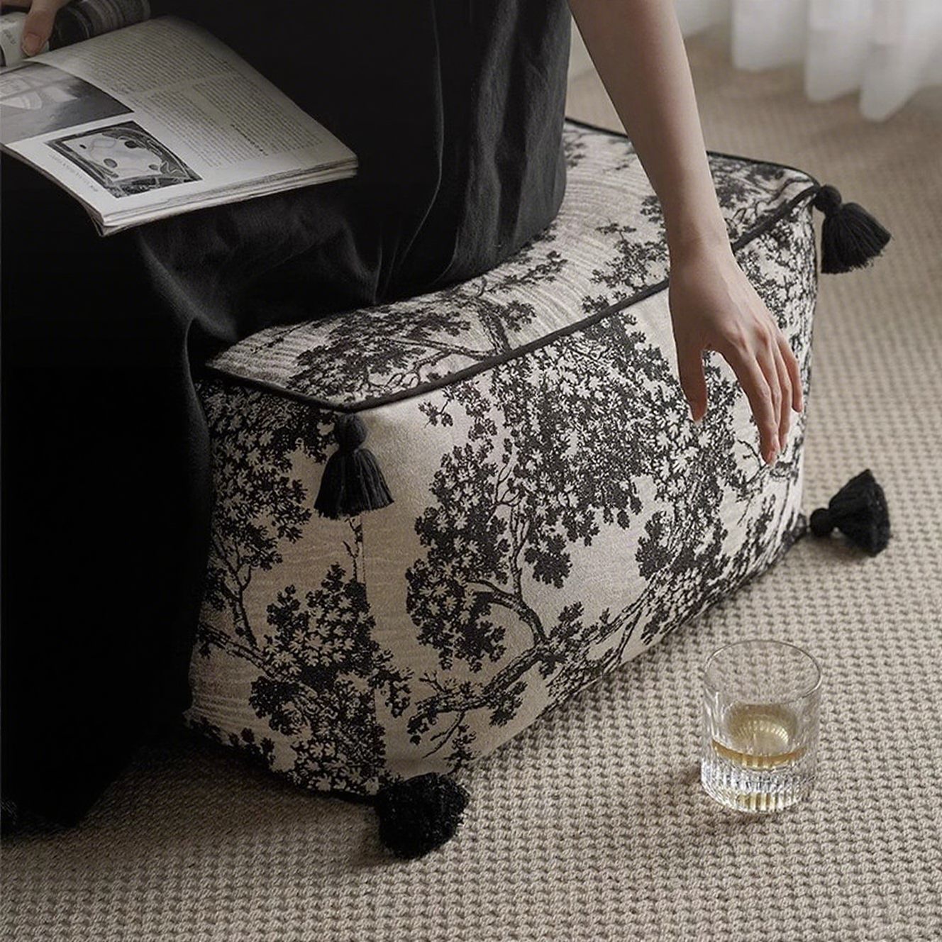Futon seat cushion coffee table embroidery tatami seat pier on the ground living room household small apartment lazy sofa ink wind-image-1097983469