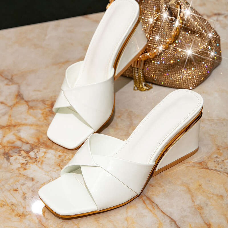 Free 677 shipping high-heeled sandals, summer 2026 new model, popular wedge heel, fashionable square toe, versatile casual women's shoes