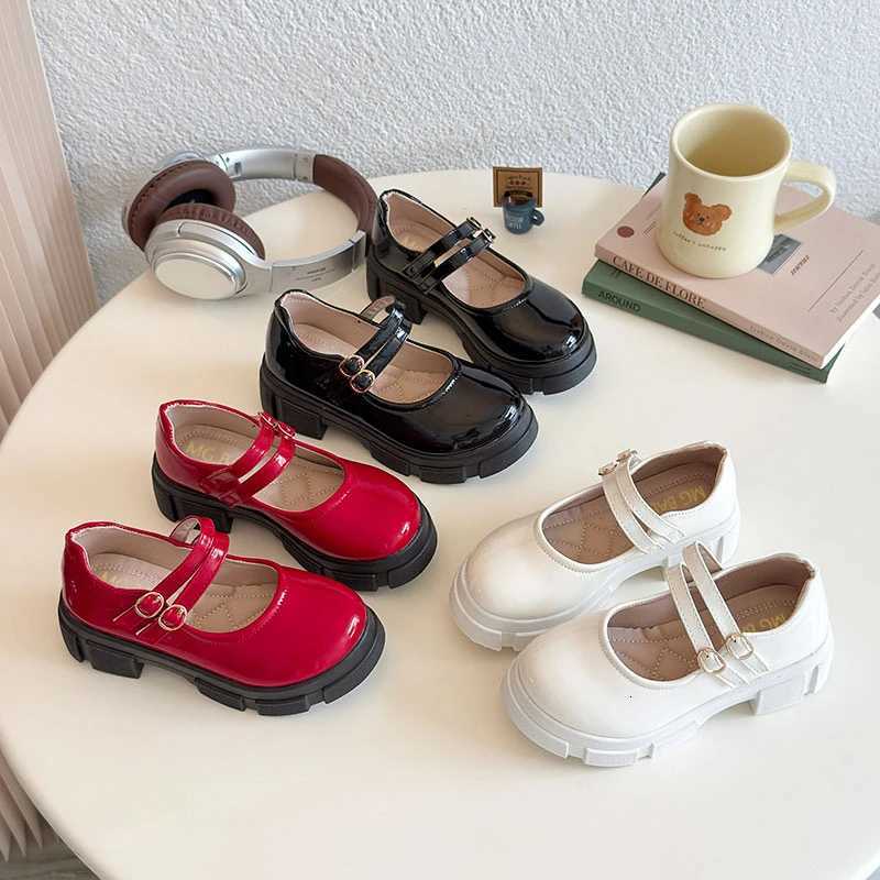 Cheville Double boucle plate-forme pompes enfants Style japonais en cuir verni Mary Jane chaussures filles Punk talons épais chaussures Lolita Mu