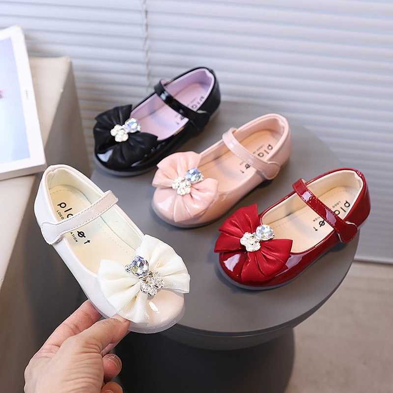 2026 New Lucky Grass Bow Versatile Single Shoes Fashionable and Simple Leather Shoes Elegant Childrens Shoes 22-31T260317