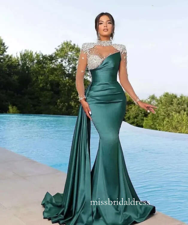 Elegant Hunter Green Mermaid Graduation Dress With Draped Train Sheer Sleeves Jewel Neck Appliques Beads Long Party Prom Evening Gowns Formal Dresse