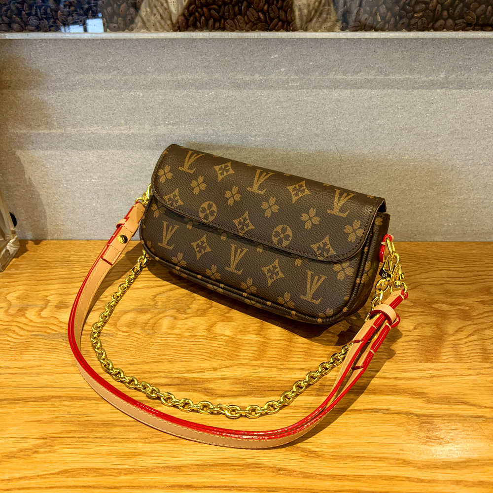 Luxury Designer Messenger Genuine Leather Crossbody Clutch Handbags Wallets Chain Shoulder Bags Women's A1