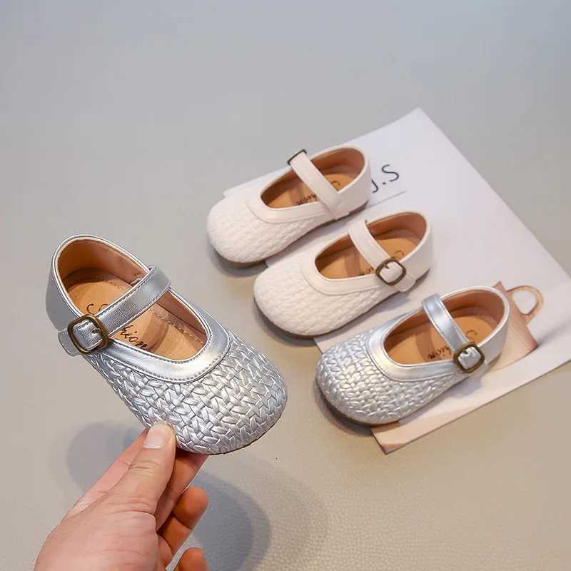 Girls PU Leather Shoes Spring Autumn New Woven Soft Sole Simple Princess Breathable Fashion Mary Jane School Student LoaferT260317