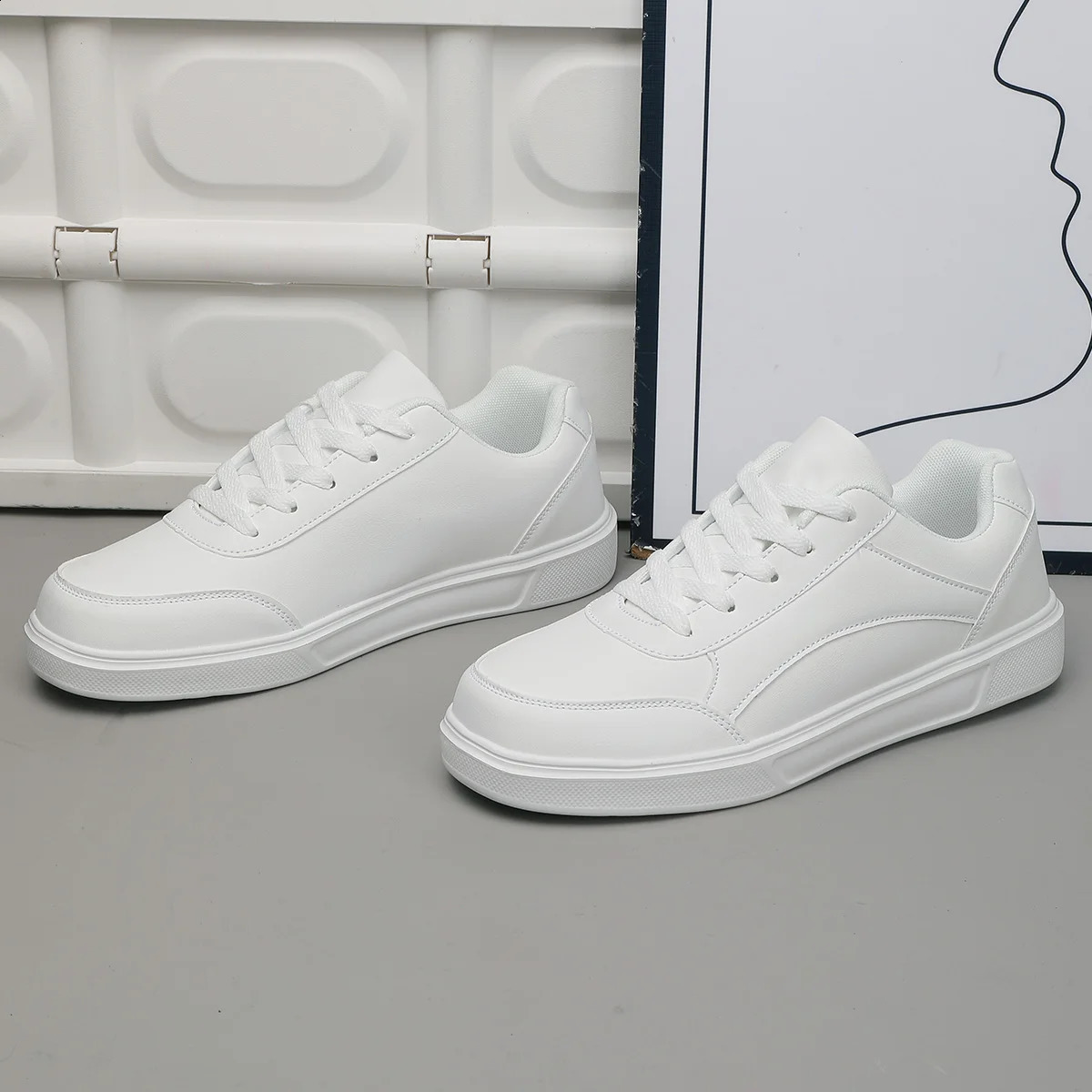 Mens Sneakers Summer Casual Shoes for Couples Lightweight Breathable Wear-Resistant Non-Slip Sports Shoes for Women 260317
