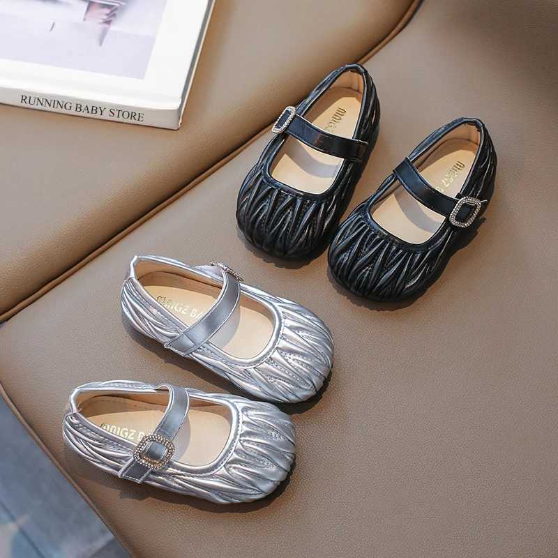Chaussures plates pour filles peu profondes tendance noir argent chaussures enfants semelle souple plissée chaussures décontractées pour fête rob