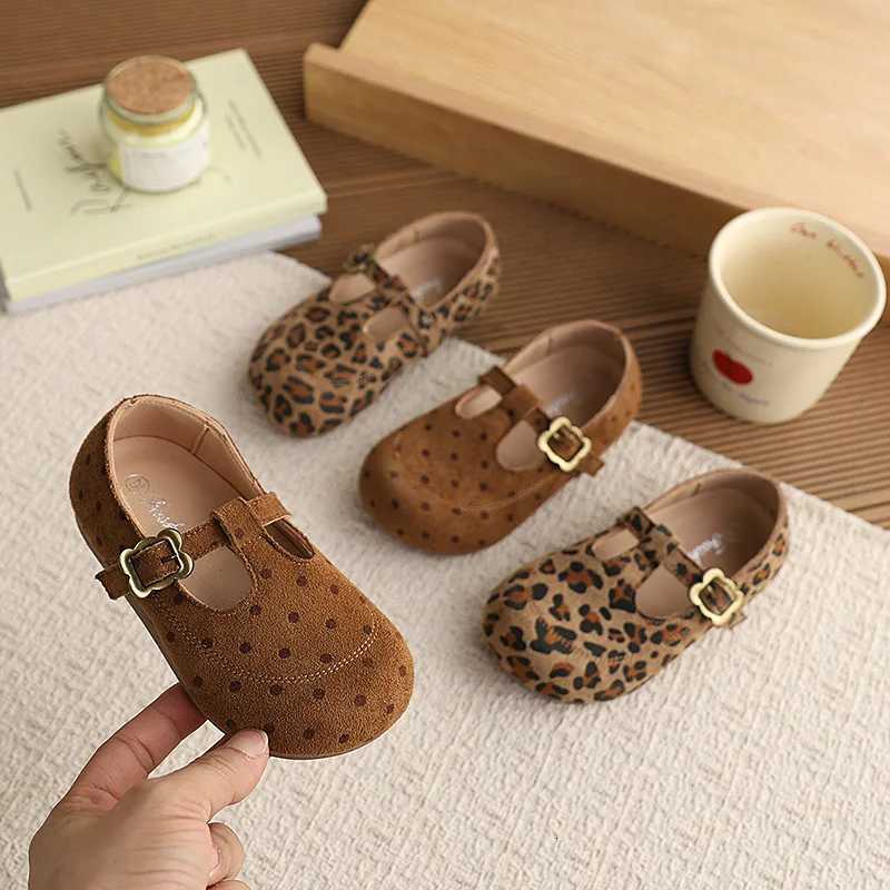 Nouvelles filles rétro T-Strap Mary Jane chaussures imprimé léopard à pois enfants robe de soirée chaussures en cuir casual enfants chaussures pl