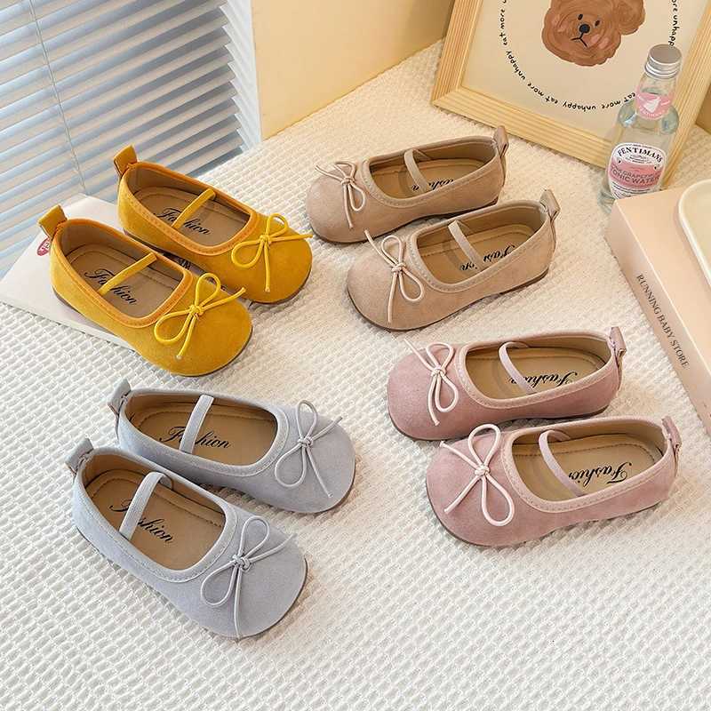 Girls Shoes Low Top Princess Suede Shoe Spring New Shallow Elastic Band Casual Brand Designer Students Ballet Shoes Child I03132T260317