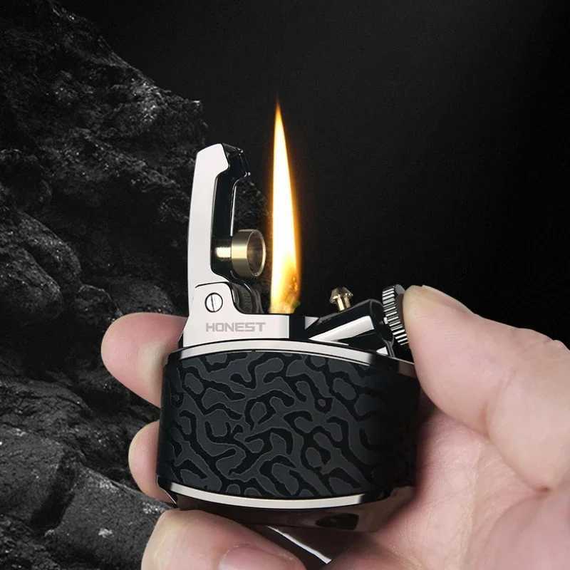 Vintage Kerosene Lighter Windproof Personzed Retro Creative Compact Sandalwood Gasoline lighter Mens Gfit Smoking Tool C260318-image-1098070980