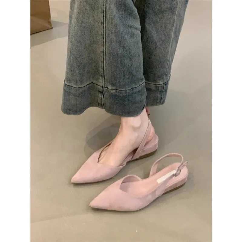 2025 New Elegant Velvet Surface Pointed Toe Hollow Out Wedge Heel Ladies Shoe Sweet Fairy Style French Atmosphere Summer Sandals Z260318