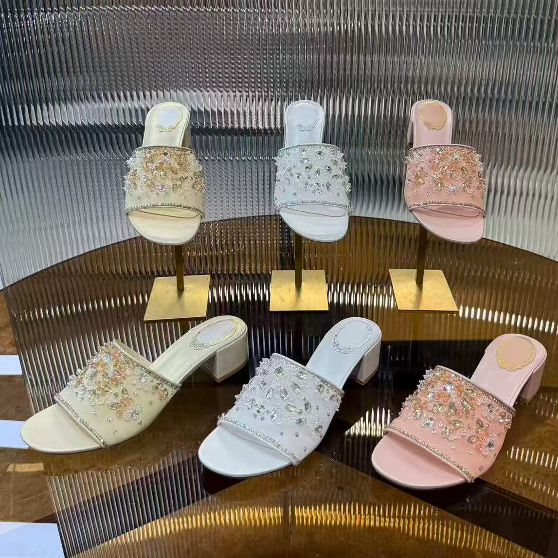 Fashion designer elegant sandals women's high heels summer slippers luxurious rhinestone pink silver party wedding Scuffs Novelty Slipper shoes