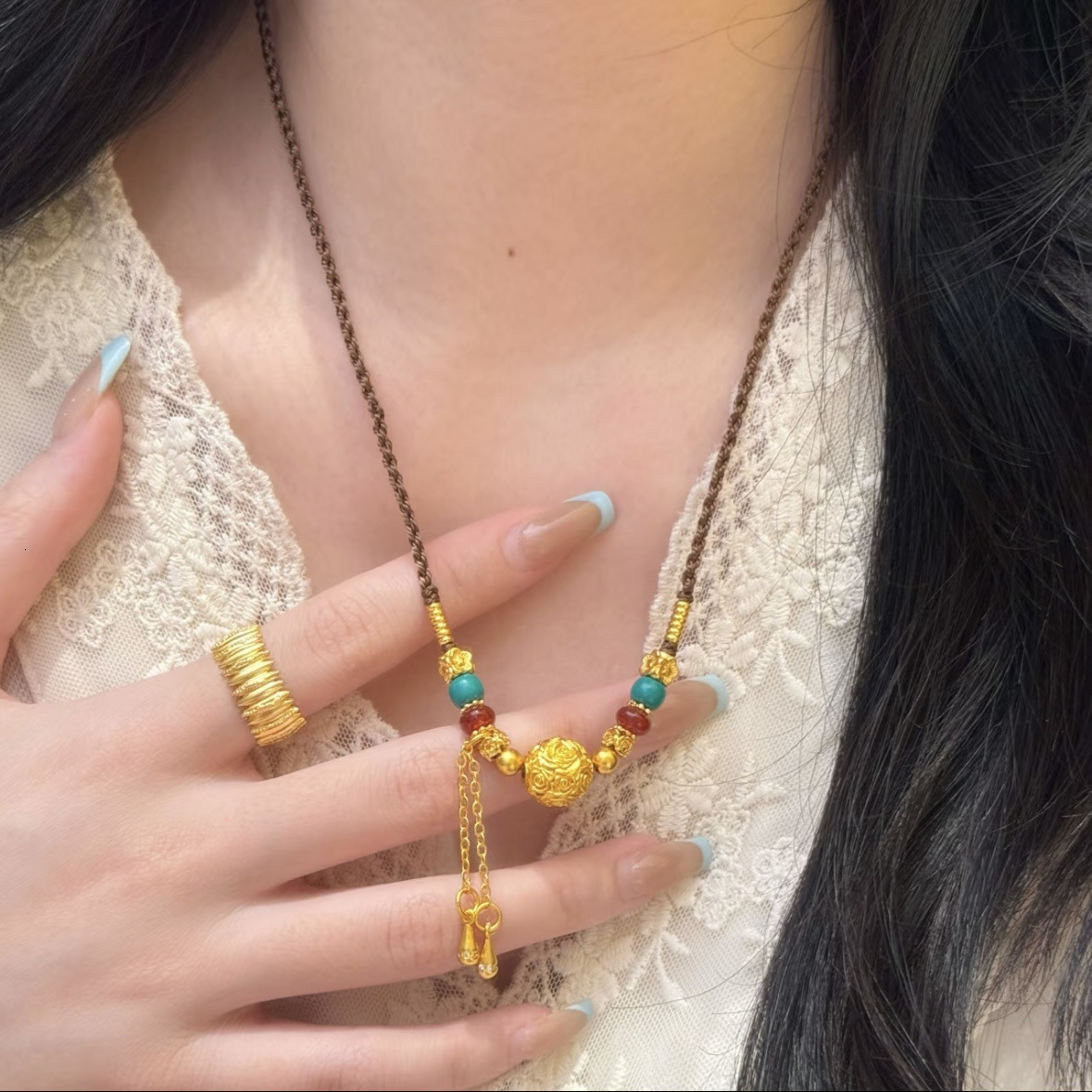 Real Plated Strong Color Retention Ancient Method Sand Gold Eight Directions Bring Wealth Rose Flower Tassel Necklace New Chinese Style Retro Sweate