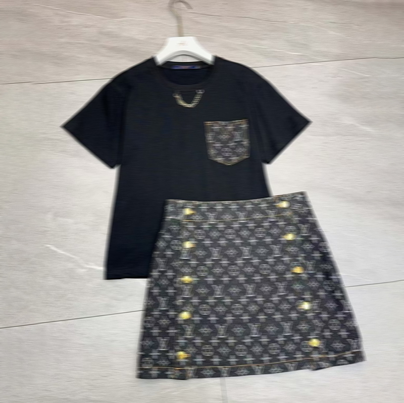 26ss summer new original clothing designer women's small round neck sleeved T-shirt letter printed slim fit short skirt set factory direct sale