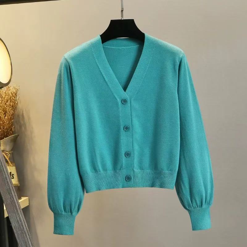 015 Women's loose V-neck cardigan sweater, suitable for spring and autumn, as an outer layer.