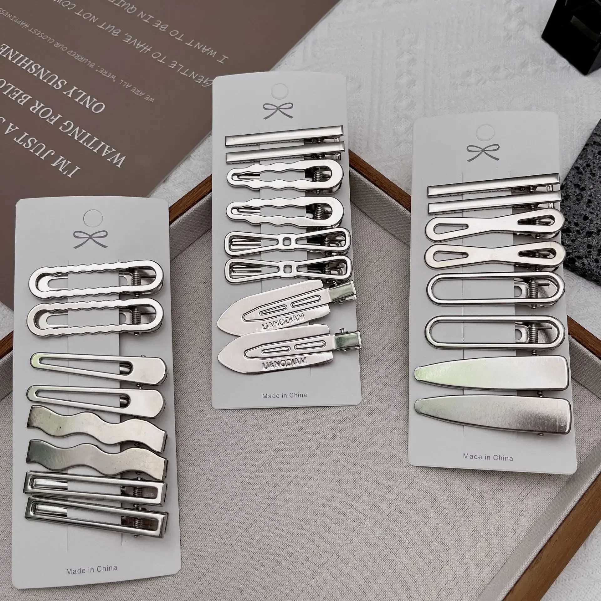 Metal Sliver Hair Clips for Girls Y2K Duckbill Hairpin Personality Bangs Side Headwear Barrettes Hairclip Styling Accessories H260319-image-1098193840