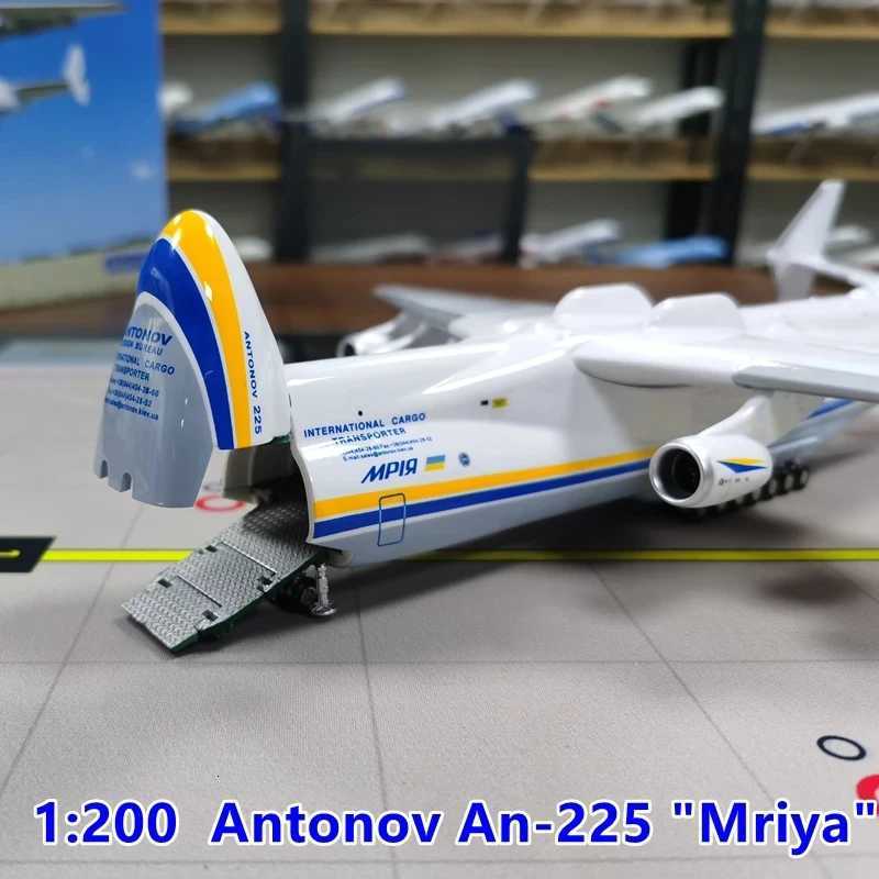 42CM 1/200 Scale For Antonov AN-225 Mriya Transport Aircraft Simulation Airplane Resin Plastic Model Toy For Collection K260320-image-1098306171