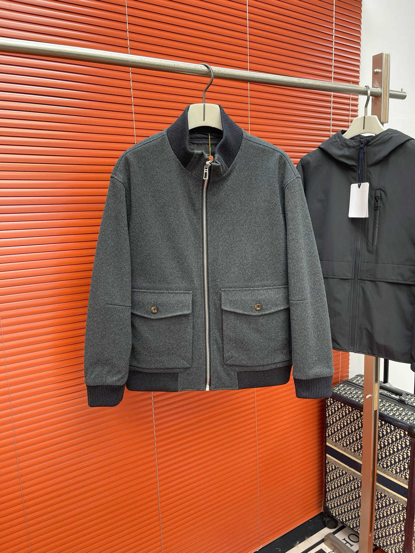 Old Qian Autumn and Winter White Duck Down Business Jacket Men's Casual Down Coat OuterweaL260525