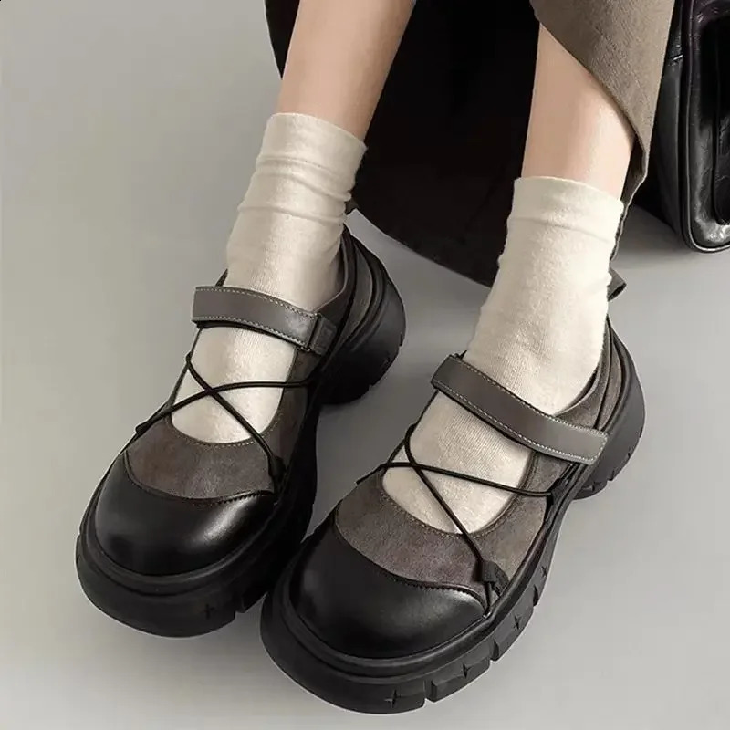 Fashionable Versatile Thick Bottom Mary Jane Loafers Womens British Style Spring Autumn Style Trendy Flat Shoes 260317
