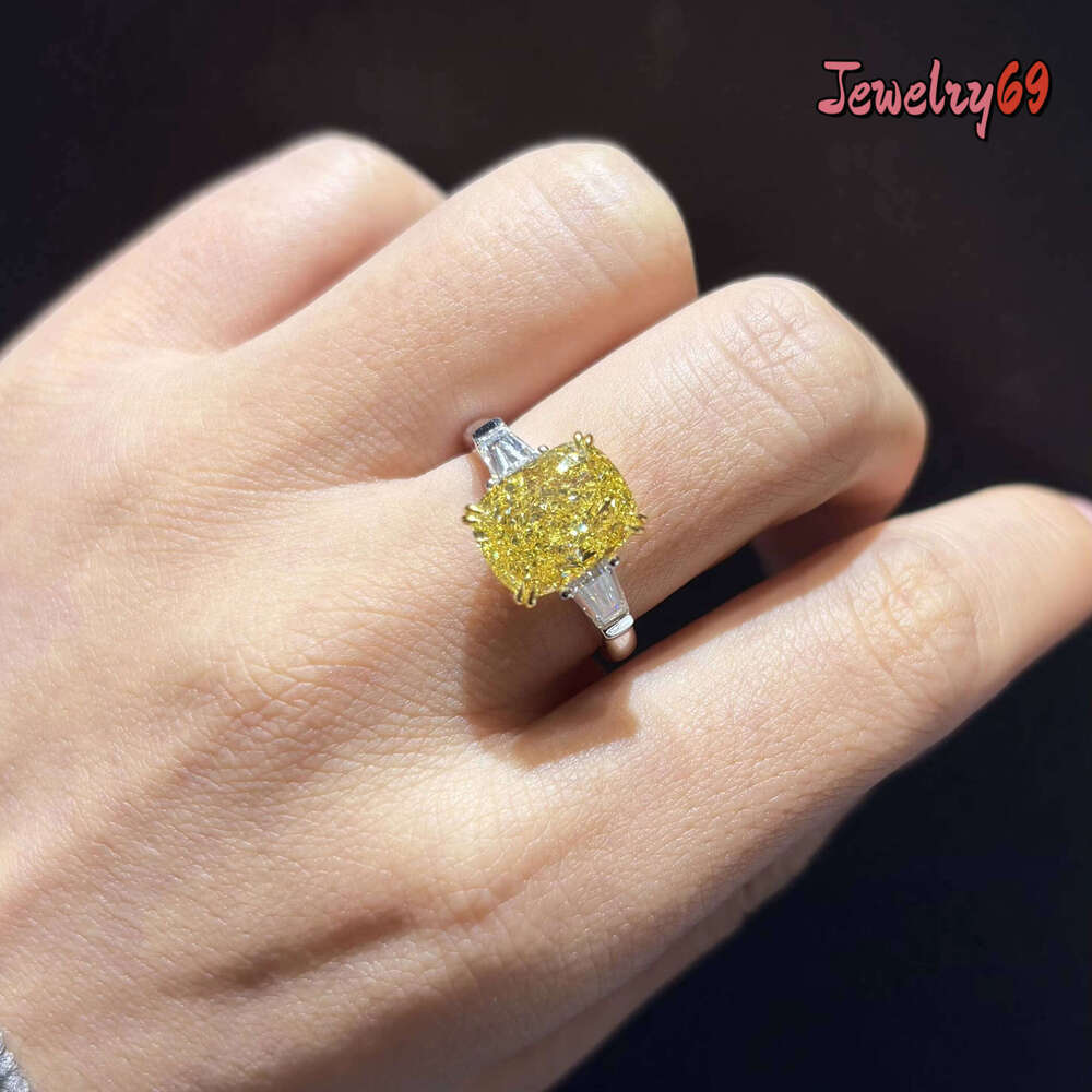 1Ct Custom 2Ct 3Ct Elongated Cushion Cut Fancy Intense Yellow 10K 14K 18K IGI Certificated VS VVS Lab Grown Diamond Rin Jewelry