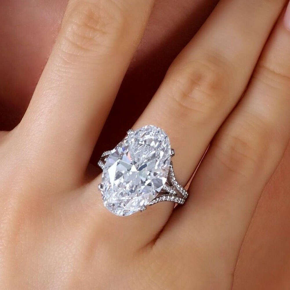 Moissanite Jewelry fashion egg-shaped Moissanite-inlaid for women elegant and luxurious index finger ring trendy foreign trade jewelry