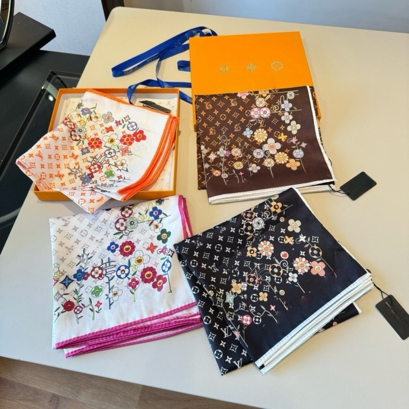 Designer silk scarf Latest 90cm*90cm Square scarf Luxury women designer lettered printed silk scarf Top-quality twill silk material Fashionable Clas