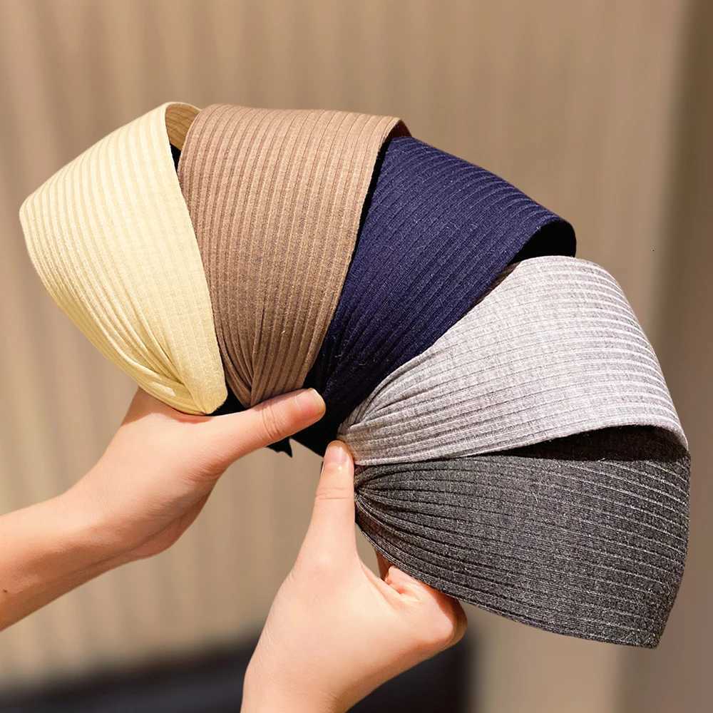 Femmes large bandeau automne hiver couleur unie Style Simple pour vêtements correspondant frange front frisottis rangement cadeau H260321