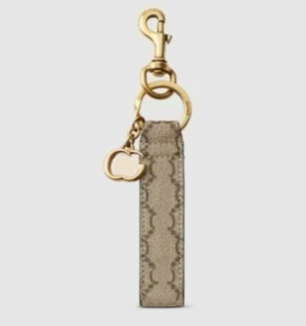 Luxury Designer Keychains Designer bag Charm khaki Leather Keychain High Quality Double letter Unisex Keychains for Men Women Car key ring accessori