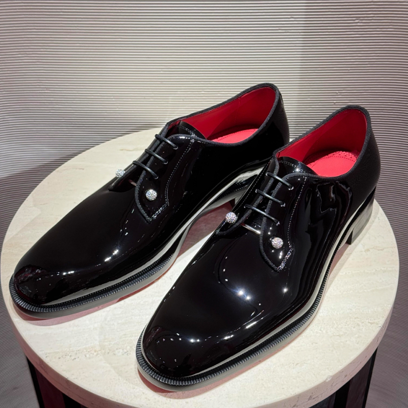 Chambeliss Designer Luxurious Quality Men's Patent Leather Derby Shoes With Crystal Decorations Metal Clasps And Red Sole Formal Dress Shoes Ma
