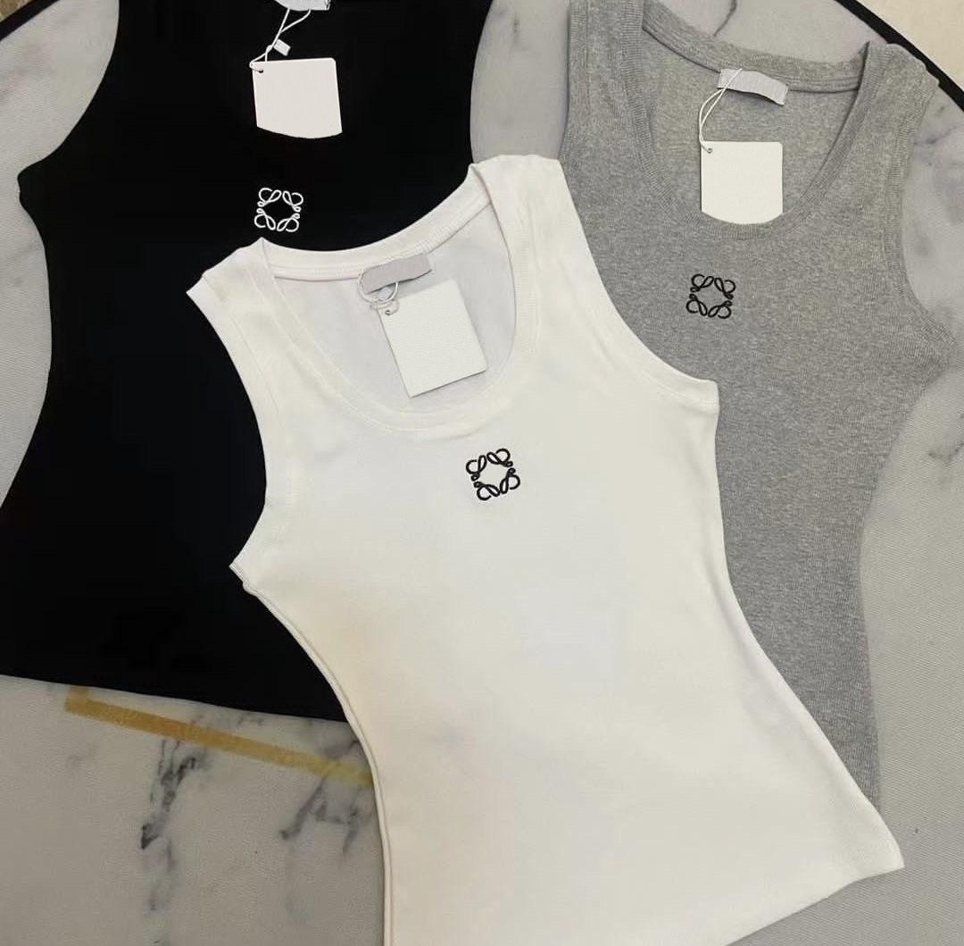 Summer women's brand V-neck clothing. Women's sexy and form-fitting slimming style, comfortable classic knitted design, V-neck sleeveless