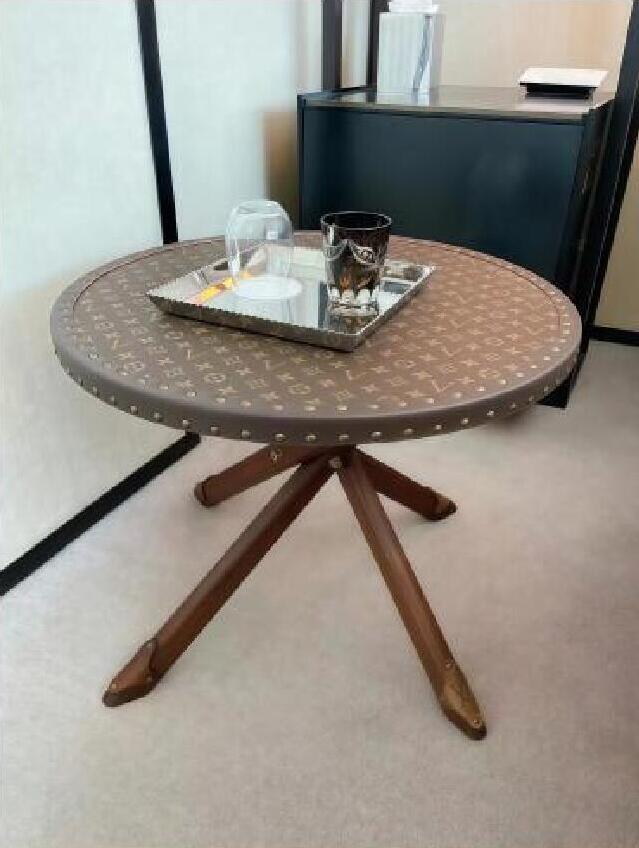 Classic trendy outdoor garden table designer vintage letter logo leather solid wood home table living room office bedroom Balcony luxury round leisu
