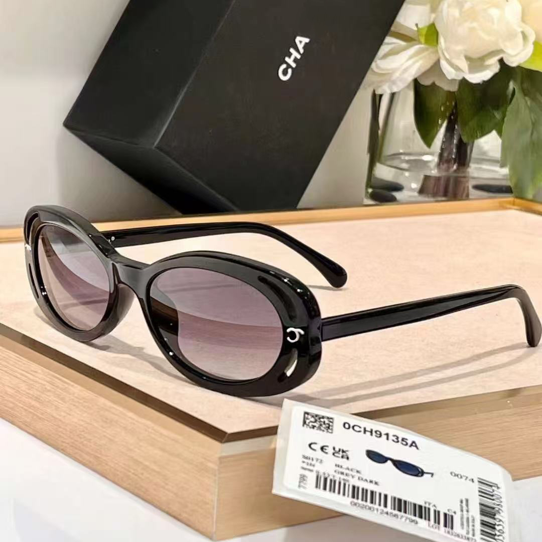 Designer Sunglasses Designer Mens and Women Sunglasses Luxury and Fashionable Classic Letter Fragrant Grandma Outdoor Sun Driving Beach UV Protec-image-994441561