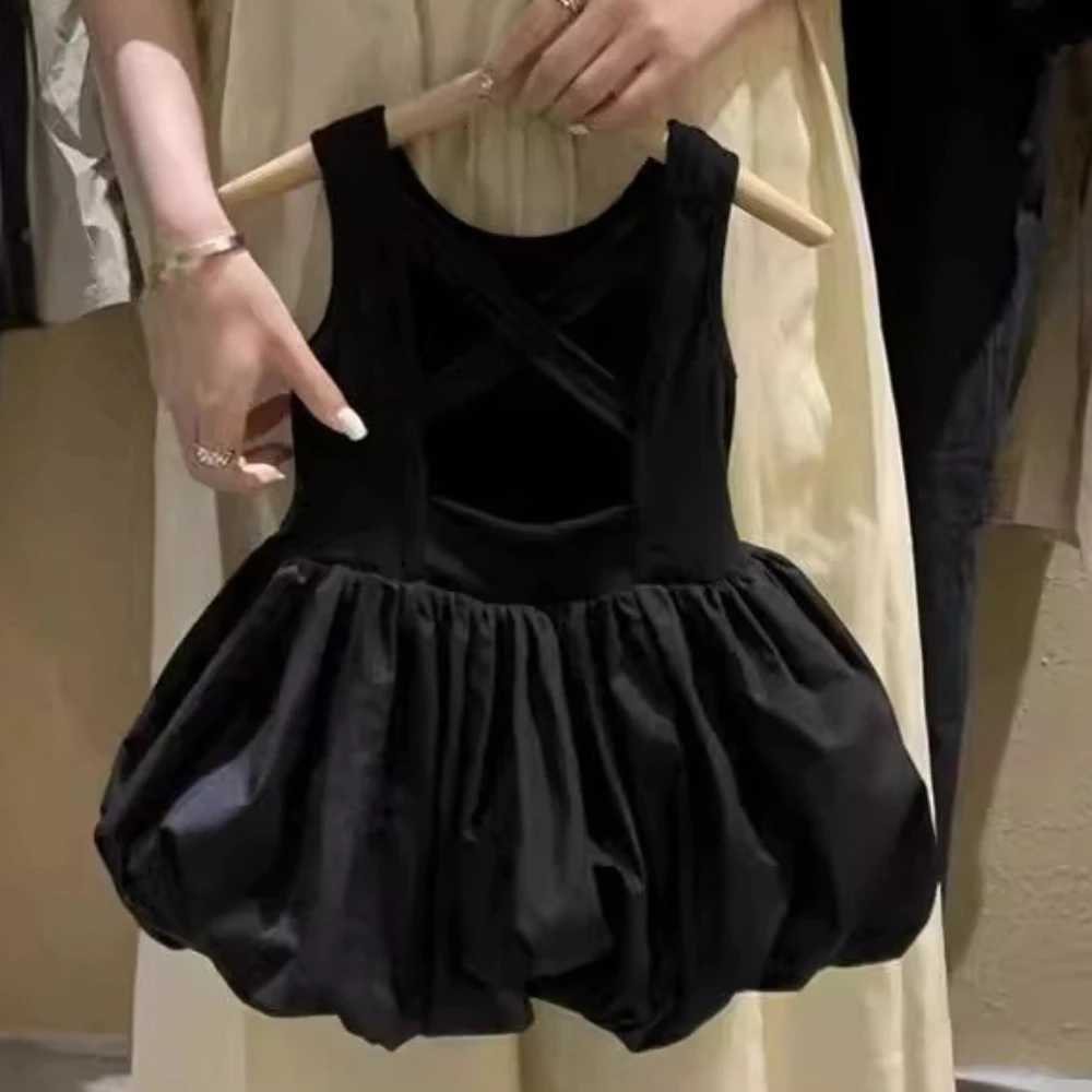 Korean Version Summer new Girls Fashion Sleeveless Backless Hollowed Out Princess Dress 2-7 Years Kids Sweet Cute ClothesT260319-image-1098407124