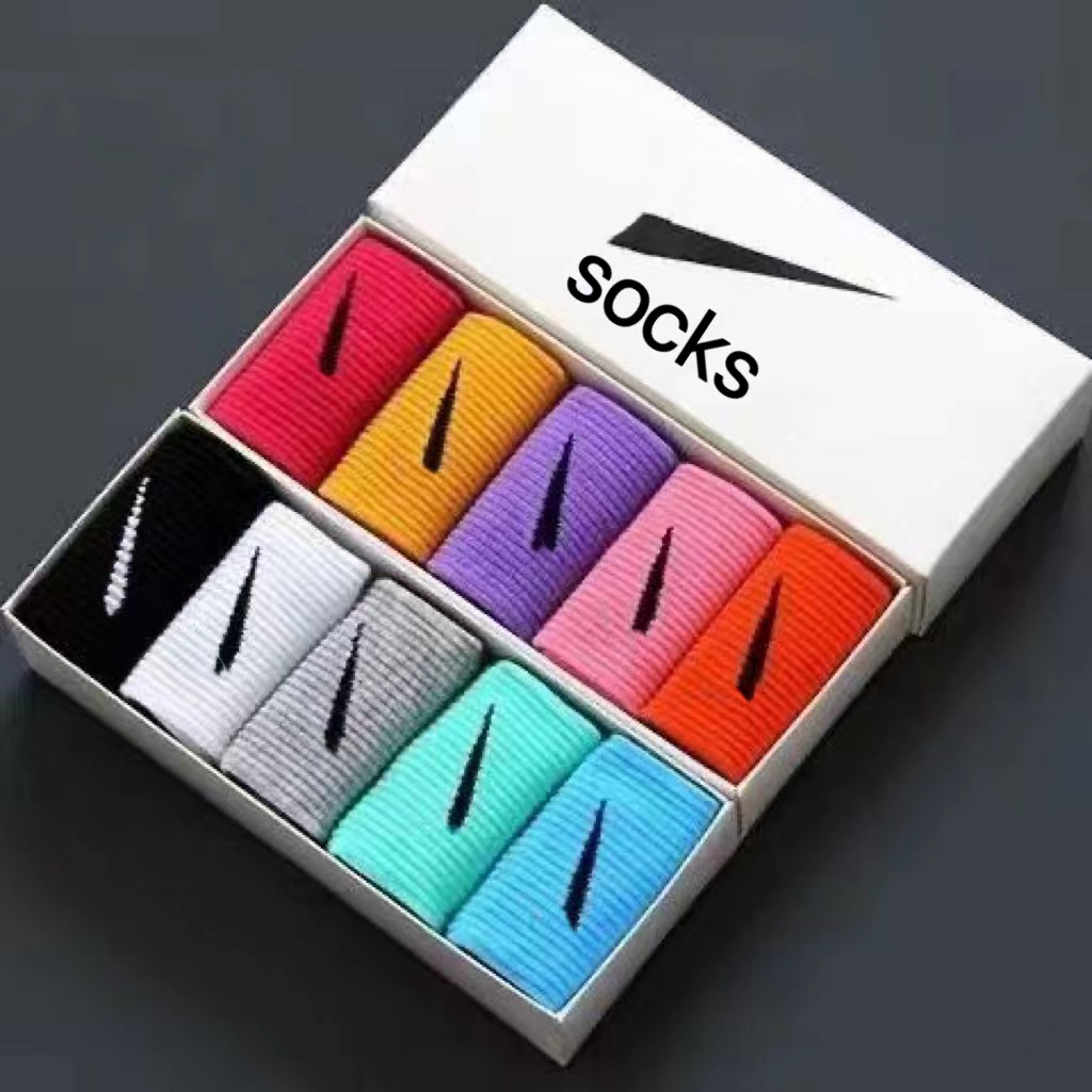 nikisocks 5 pairs/a box designer socks black white gray breathable cotton socks letter breathable cotton jogging basketball football sports-image-1098596038