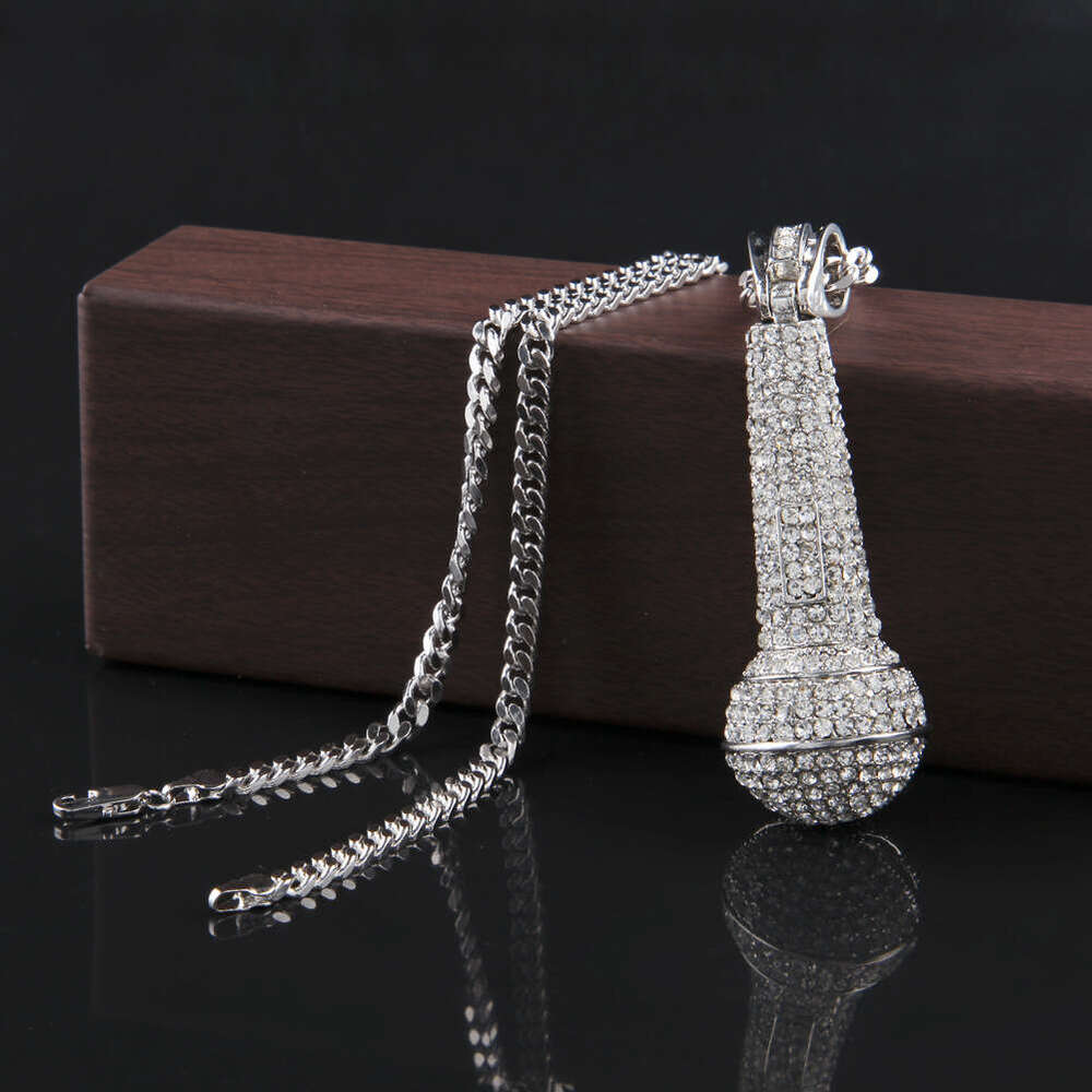 Men's Jewelry High-end Diamond-encrusted Microphone Pendant European and American Niche Hip-hop Ice with VVS moissanite Street Dance Necklace W