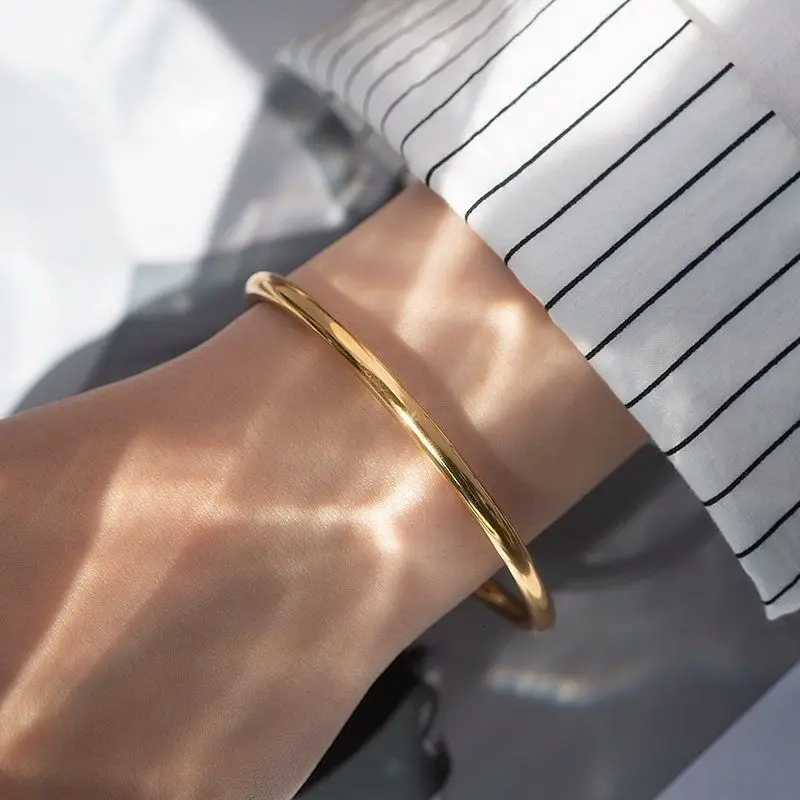 Bracelet manchette en acier inoxydable pour femmes, couleur or, bijoux chics, uni, coulissant, cadeau empilable pour jeunes filles, H260323