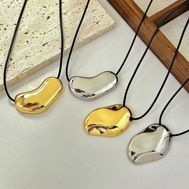 Pendentifs géométriques irréguliers horizontaux et verticaux haut de gamme longue chaîne de pull femmes collier bijoux de mode H260324