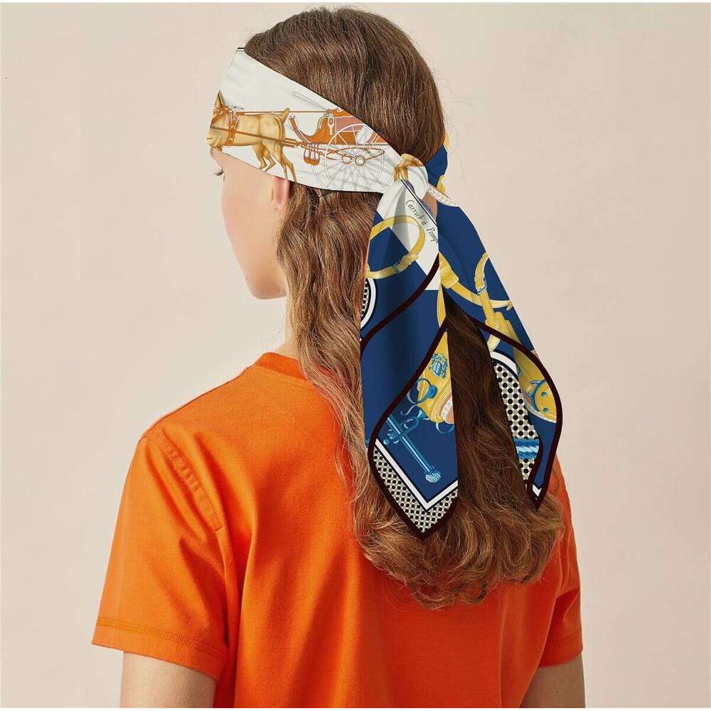 2026 Early Classic Carriage 90X90 Square Women Spring And Autumn Fashionable Elegant Scarf For Summer Q260916
