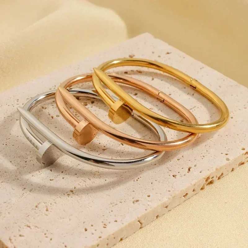 Stainless Streel Gold Silver Solid Metalic Bangle Cuff New Design Fashion Women Teenager Girls Jewelry Wristband H260323-image-1098792700