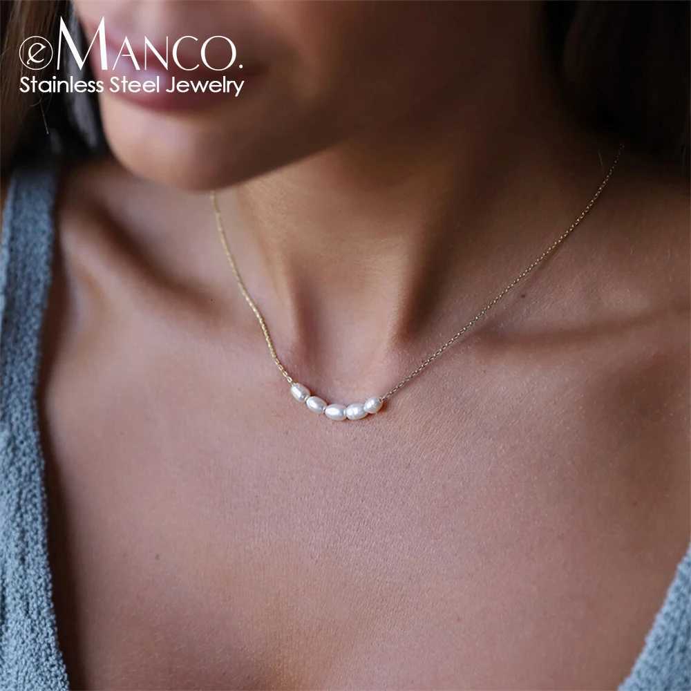 eManco Womens High Quality Stainless Steel Gold / Silver Color Curved Freshwater Pearls Pendant Necklace Surprise Gift for Her H260324