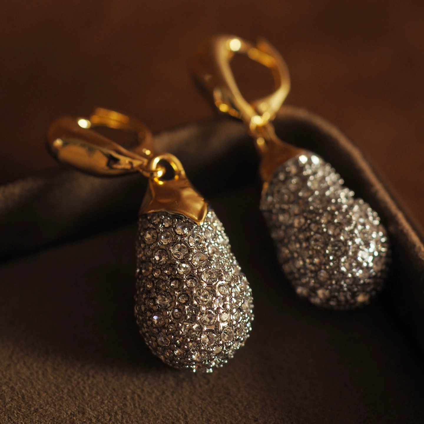 New Trendy Women Designer Earrings Yellow Gold Plated Full Bling CZ Waterdrop Earrings for Girls Women for Party Wedding Nice Gift