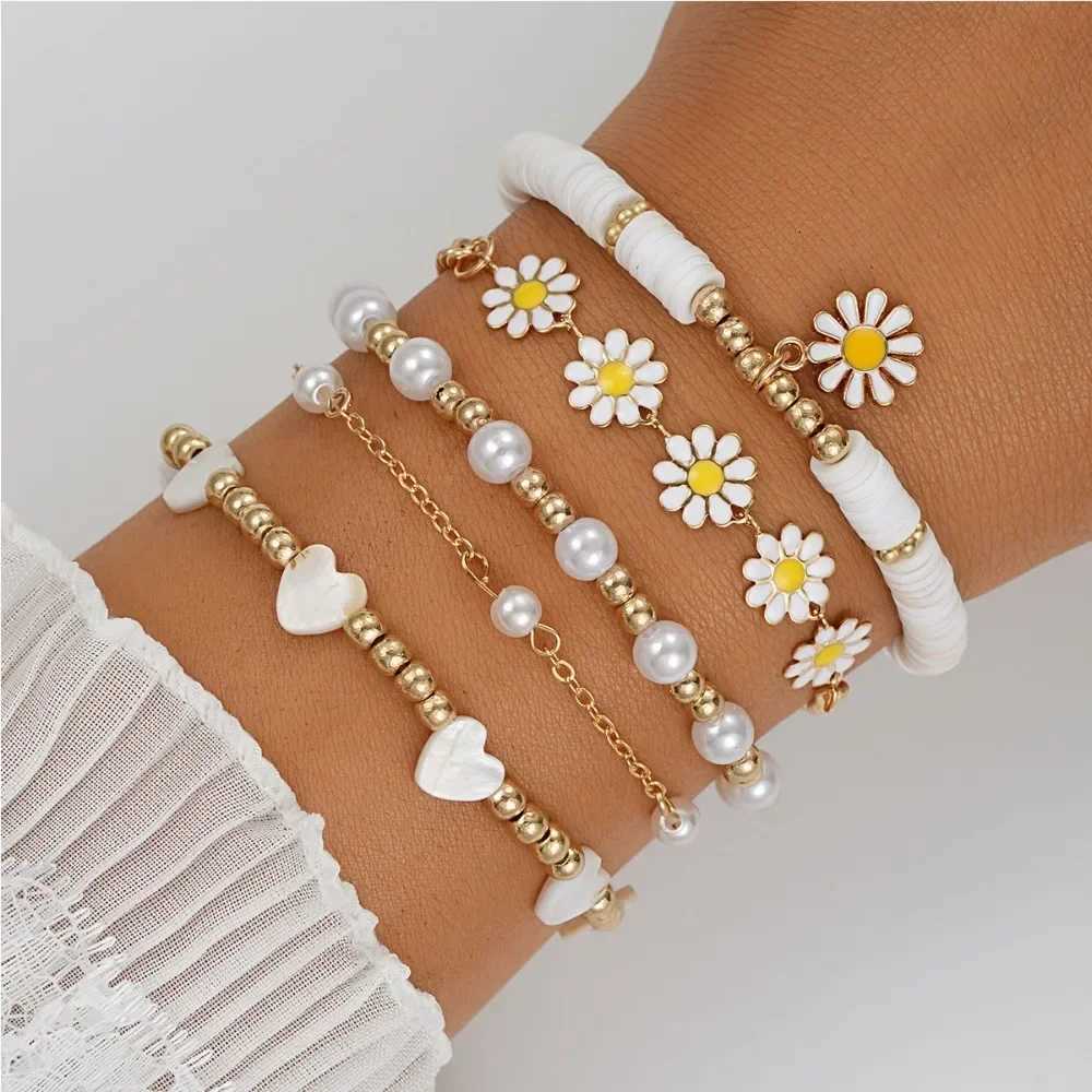 Ensemble de bijoux en Zircon pour femmes, 5 pièces, breloque marguerite, fleur, perle, cœur, personnalité, tendance, multicouche, couleur or, cad