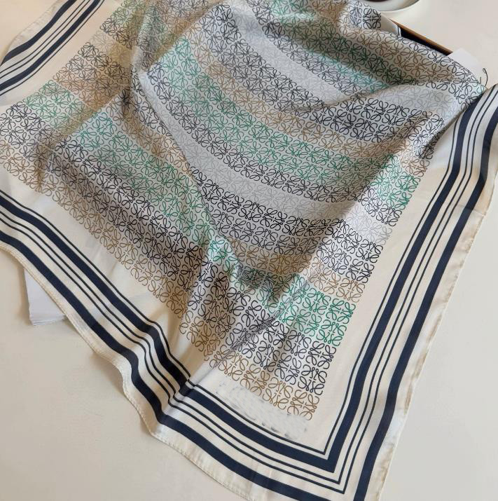 Silk 70X70cm Women Scarf Small Satin Square Print Brand Wrap Bandana Long Handle Bag Scarves Shoulder Tote Lage Ribbon Head Wraps