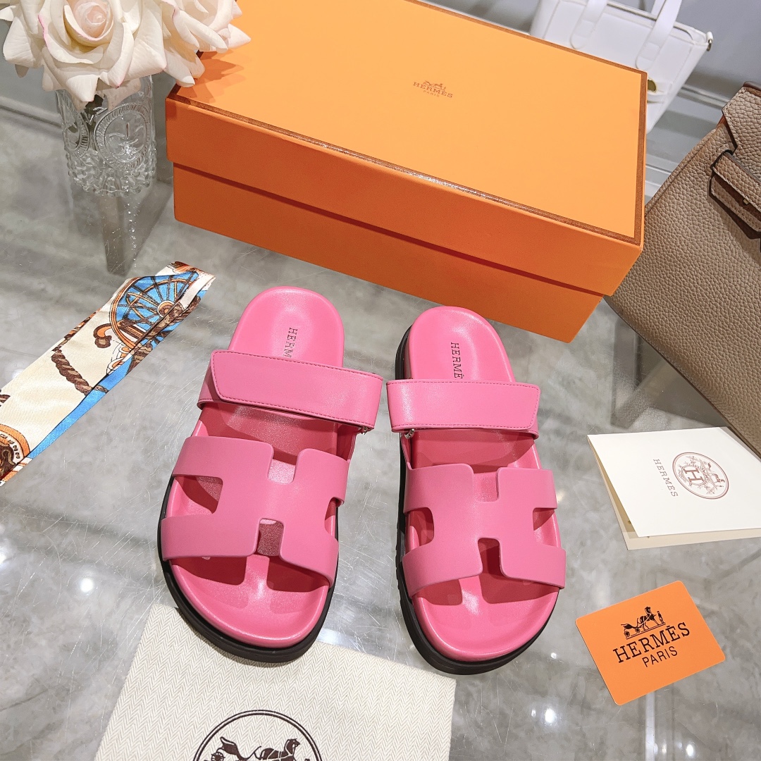 Luxury Designer Shoe Slides Women Brand sandals Shoes Fashion outdoor Beach slippers Casual Mule Flat Low Heel Flip Flops Summer Shoe 0415