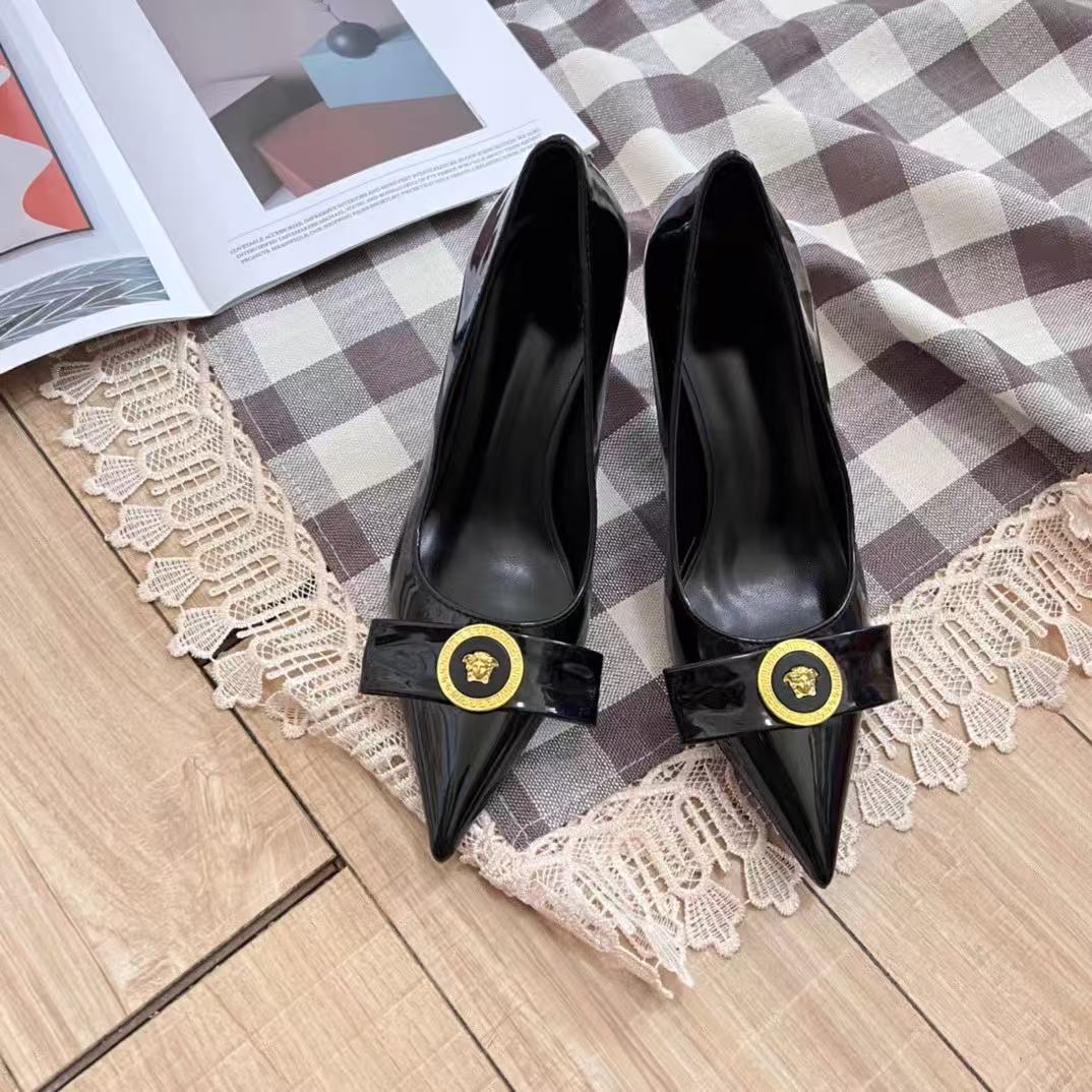 Top Designer sexy sandals Gianni Ribbon Shoes Women Patent Leather red black Stiletto Heel Lady Pointed 7cm Elegant Pumps